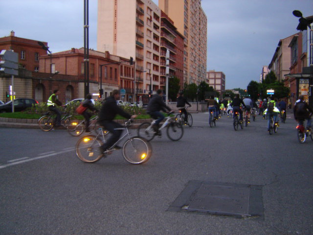Balades à vélo nocturnes à Toulouse