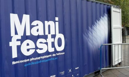 Le festival Manifesto expose la photo place Saint-Pierre