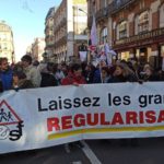 <strong>À Toulouse, des centaines de manifestants défilent contre la loi-immigration</strong>