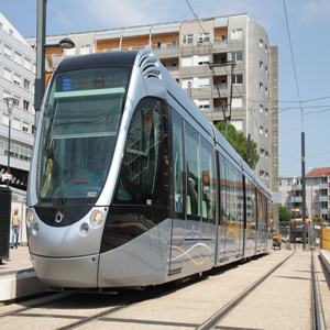 citadis_302_tramway_de_toulouse_2011.jpg