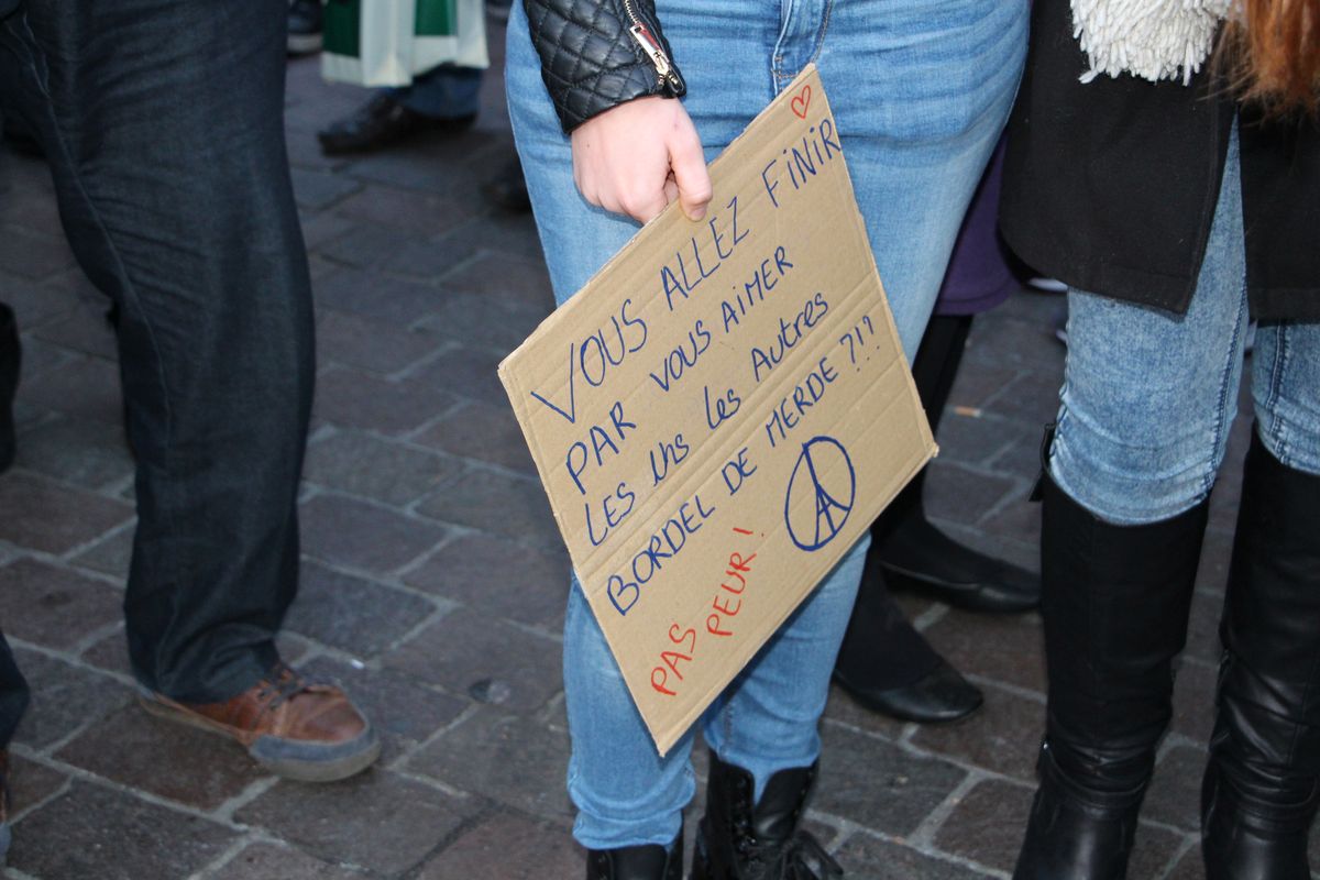 Les Inconnus avaient déjà tout compris, ils ont été repris ce mardi 17 novembre place du Capitole ©Manon Poirier