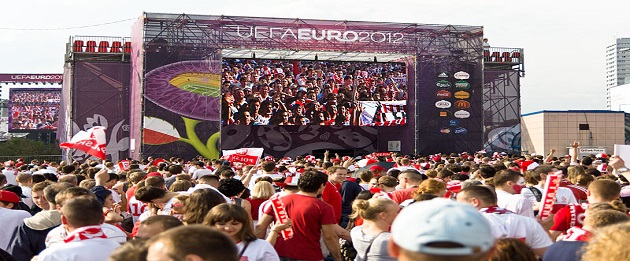 La fan-zone, lieu de passage pour les supporters