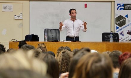 Benoît Hamon de retour devant les étudiants de Sciences Po Toulouse