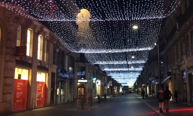 Toulouse : pourquoi les décorations de Noël ne sont pas encore illuminées ?