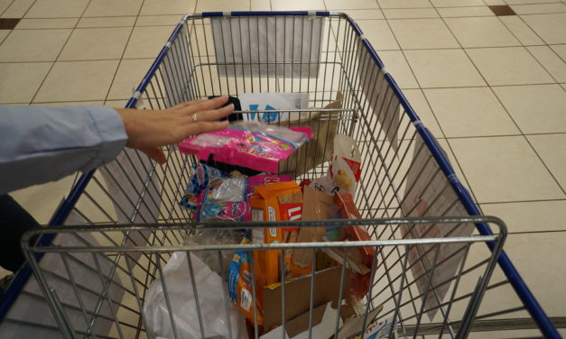 Opération « déplastification » dans un supermarché