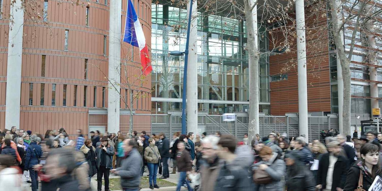 Toulouse : 2 vélos, 24 kg de cosmétiques… l’étrange butin des deux prévenus albanais