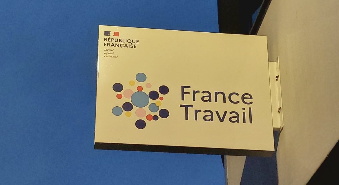 « On nous dit qu’il y a du travail partout, mais c’est pas vrai » : les jeunes en première ligne face à la hausse du chômage