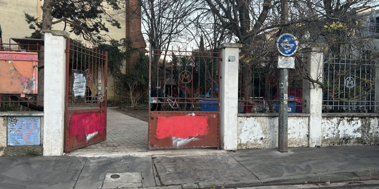 Toulouse : l’association La Chapelle vandalisée par des tags néonazis