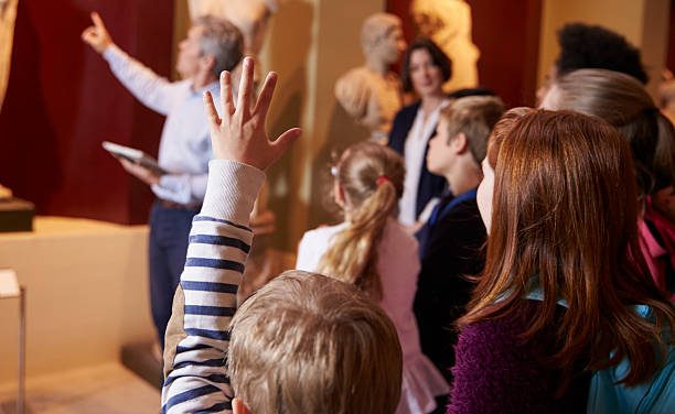 Pass Culture collectif gelé : quels effets sur les établissements scolaires et culturels ?