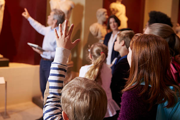Pass Culture collectif gelé : quels effets sur les établissements scolaires et culturels ?