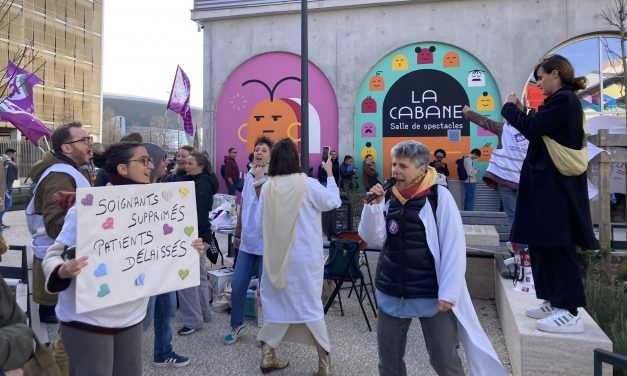 Il faut « soigner les soignants ». À Toulouse, le personnel du CHU de Rangueil en grève depuis 2 mois