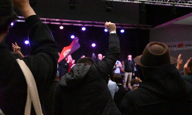 « Mélenchon, c’est du bonus. » À Toulouse, salle comble pour François Piquemal, adossé sur son parrain politique