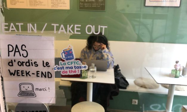 Ordinateurs dans les cafés : certains établissements toulousains disent stop