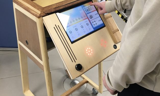 À Toulouse, des étudiants innovent en créant un meuble connecté destiné aux seniors isolés