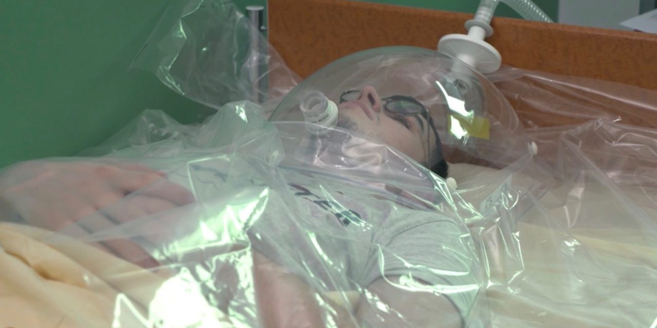 Qui sont les 6 000 candidats prêts à rester allongés pour 5 000 euros ?