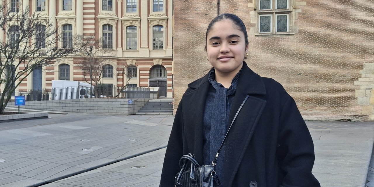 « Je vis un rêve éveillé » : à Toulouse, Ikram Tigha,19 ans, vise le Capitole aux côtés de François Piquemal